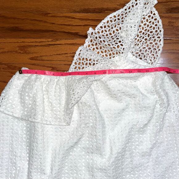 NWT Lauren James White Reagan Eyelet Ruffle One Shoulder Top Size Small - Picture 10 of 11